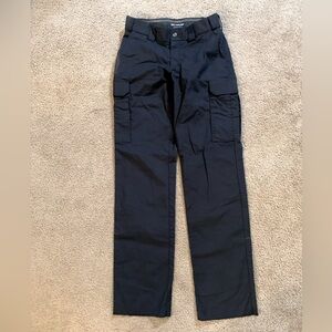 NWOT 5.11 Tactical Series Women’s Professional Cargo Pants